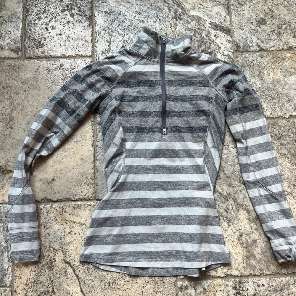 Lululemon XS Gray and Black Quarter-Zip Pullover